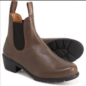 Blundstone Chelsea boots antique taupe 7.5